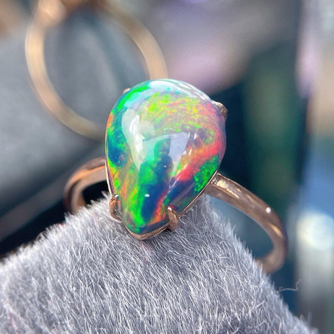 14k Gold 3.58 Ct Natural Opal Ring - 5