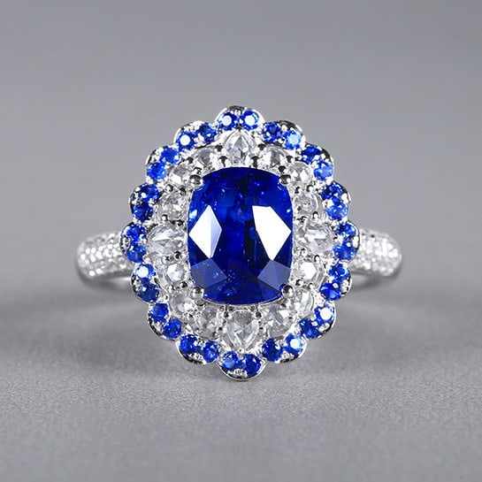 14k Gold 2.85 Ctw Natural Sapphire & Sapphire Ring: Ref:230988022 // gold content:14k gold // ring size:7. 25us // // main gemstone:sapphire // shape:cushion // carat weight:2. 55ct // color:royal blue // treatment:natural // // adjacent gemstone 2 : s