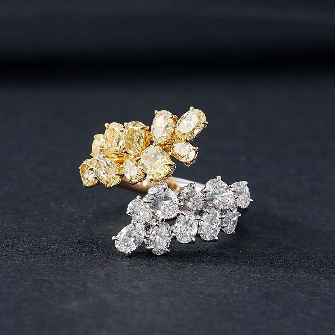 14k Gold 3.06 Ctw Natural Yellow Diamond & Diamond Ring: Ref:230988038 // gold content:14k gold // ring size:7. 25us // // main gemstone:yellow diamond // shape:oval // carat weight:1. 77ct // color:yellow // treatment:natural // // adjacent gemstone 2 :