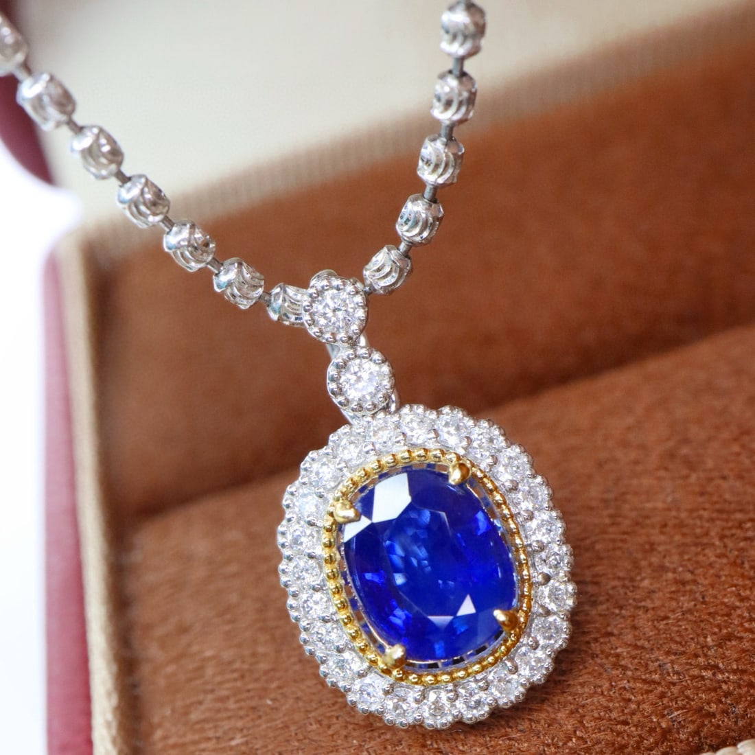 14k Gold 1.43 Ctw Natural Sapphire & Diamond Pendant( Without Chain ): Ref:230988060 // gold content:14k gold // main gemstone:sapphire // shape:oval // carat weight:1. 20ct // color:royal blue // treatment:natural // // adjacent gemstone 2 : diamond // shape:round //