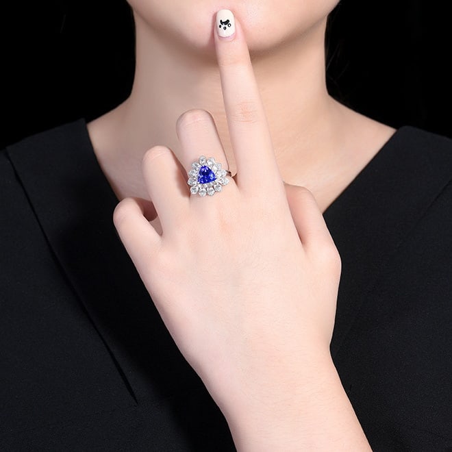 14k Gold 3.28 Ctw Natural Tanzanite & Diamond Ring - 4