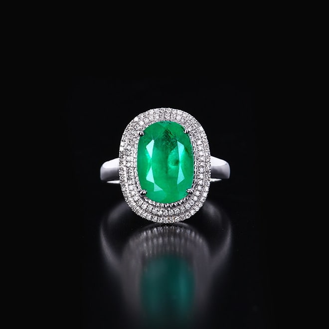 14k Gold 3.22 Ctw Vivid Green Natural Emerald & Diamond Ring: Ref:230988062 // gold content:14k gold // ring size:7. 25us // // main gemstone:emerald // shape:oval // carat weight:3ct // color:vivid green // treatment:natural // // adjacent gemstone 2 : diamond 