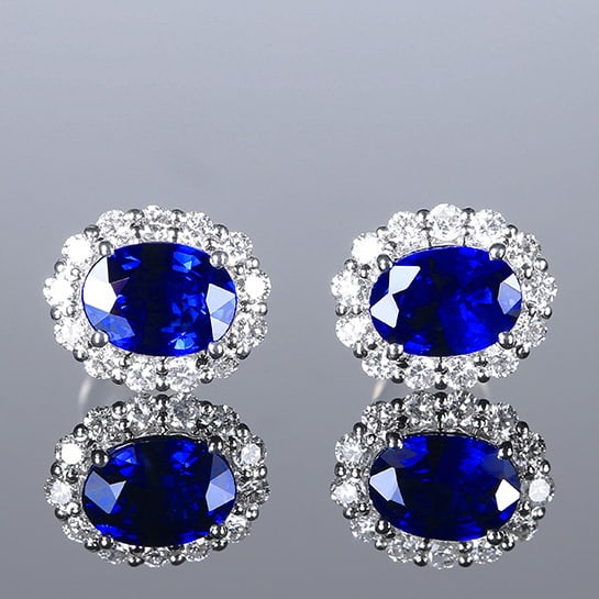 14k Gold 2.32 Ctw Natural Sapphire & Diamond Earrings: Ref:230988068 // gold content:14k gold // main gemstone:sapphire // shape:oval // carat weight:1. 80ct // color:royal blue // treatment:natural // // adjacent gemstone 2 : diamond // number of stones: