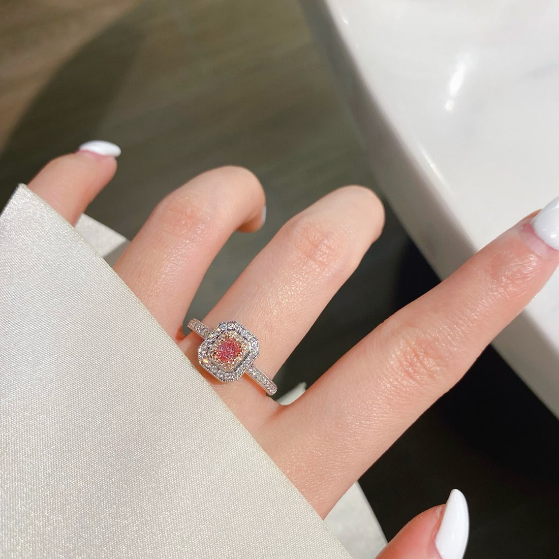 14k Gold 0.49 Ctw Natural Pink Diamond & Diamond Ring - 5
