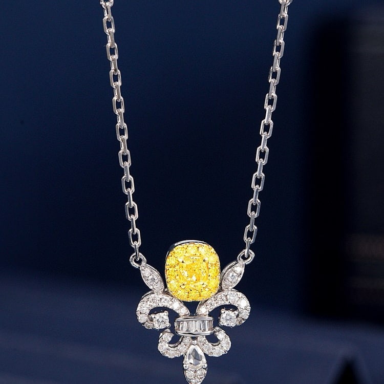 14k Gold 0.53 Ctw Natural Yellow Diamond & Diamond Necklace: Ref:230988076 // gold content:14k gold // main gemstone:yellow diamond // shape:cushion // carat weight:0. 19ct // color:yellow // treatment:natural // // adjacent gemstone 2 : diamond // shape:multip