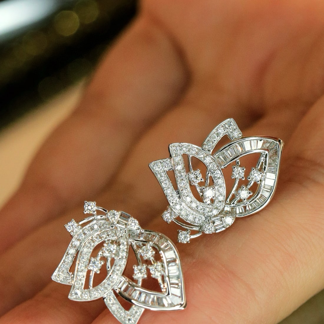14k Gold 0.65 Ct Natural H Diamond Earrings - 4