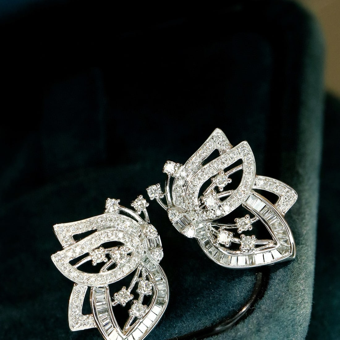 14k Gold 0.65 Ct Natural H Diamond Earrings - 5