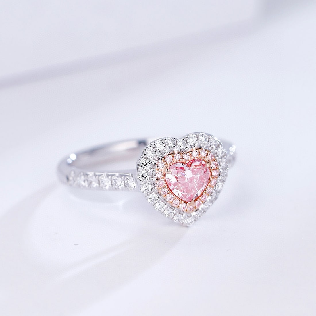 14k Gold 0.84 Ctw Natural Pink Diamond & Diamond Ring - 3