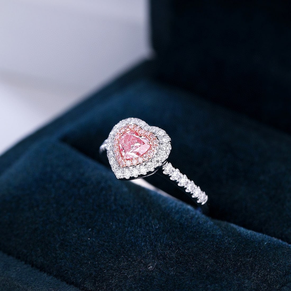 14k Gold 0.84 Ctw Natural Pink Diamond & Diamond Ring - 4