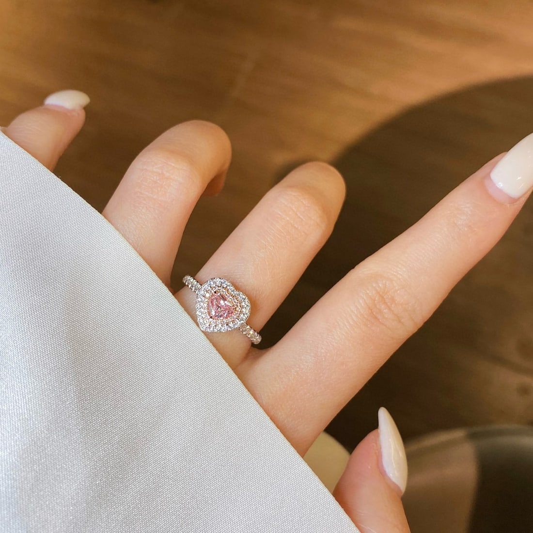 14k Gold 0.84 Ctw Natural Pink Diamond & Diamond Ring - 5