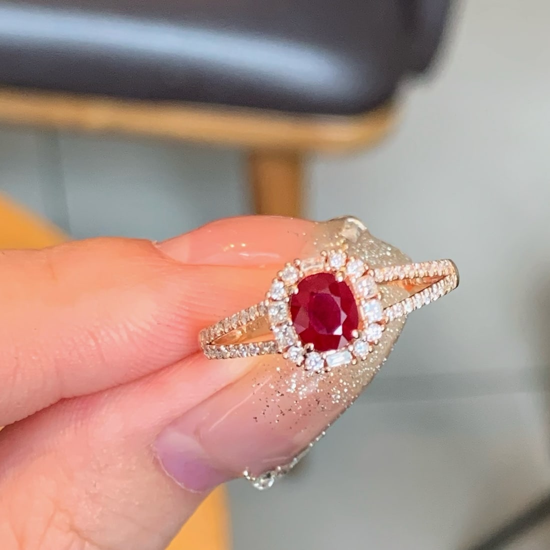 14k Gold 0.98 Ctw Natural Ruby & Diamond Ring - 2