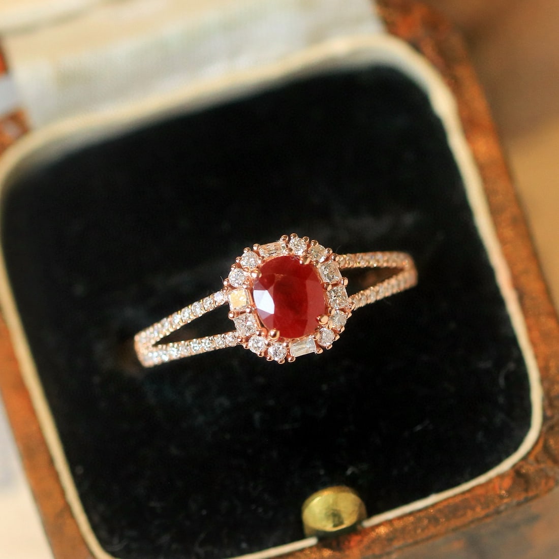 14k Gold 0.98 Ctw Natural Ruby & Diamond Ring - 5