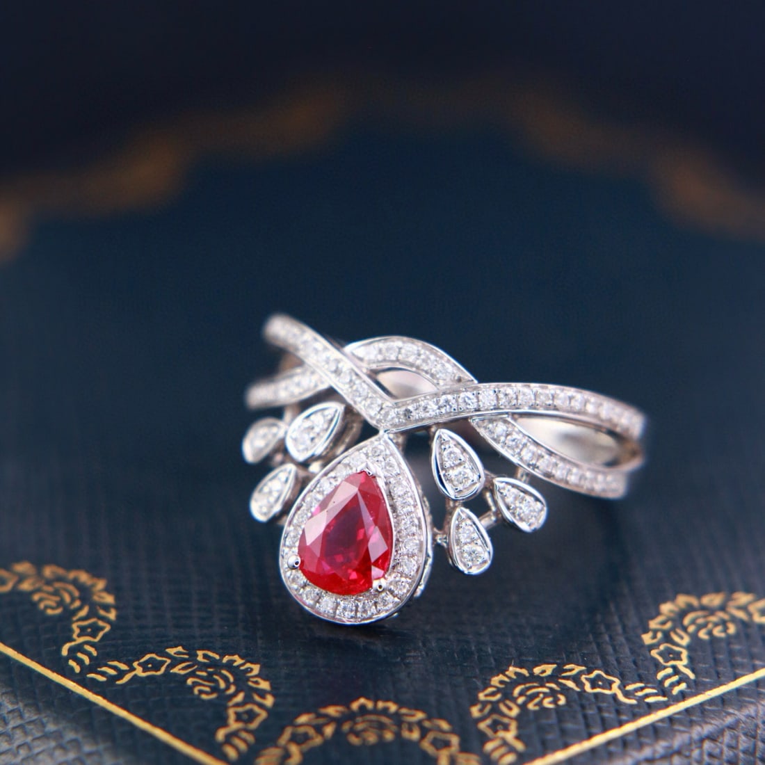 14k Gold 0.88 Ctw Natural Ruby & Diamond Ring - 4