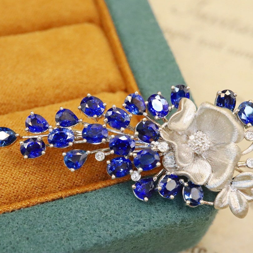 14k Gold 7.39 Ctw Natural Sapphire & Diamond Brooch/pendant( Without Chain ) - 2