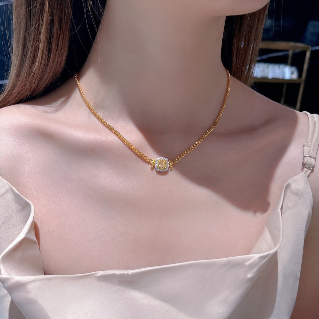 14k Gold 1.42 Ctw Natural Yellow Diamond & Diamond Necklace - 4