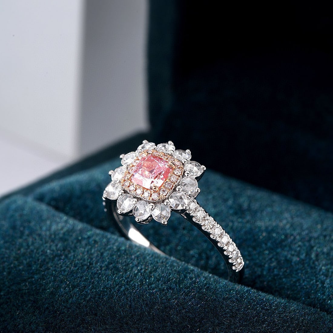 Gia Certified 14k Gold 0.98 Ctw Natural Pink Diamond & Diamond Ring - 4