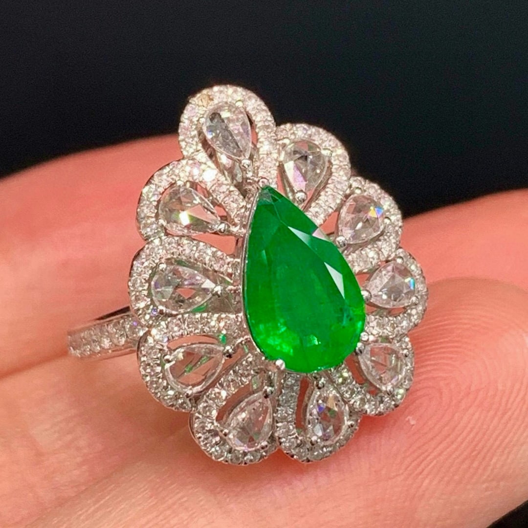 14k Gold 2.53 Ctw Vivid Green Natural Emerald & Diamond Ring/pendant( Without Chain ) - 2