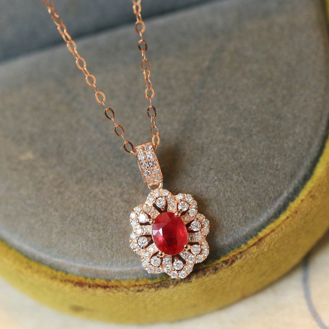 14k Gold 0.77 Ctw Natural Ruby & Diamond Pendant( Without Chain ) - 2