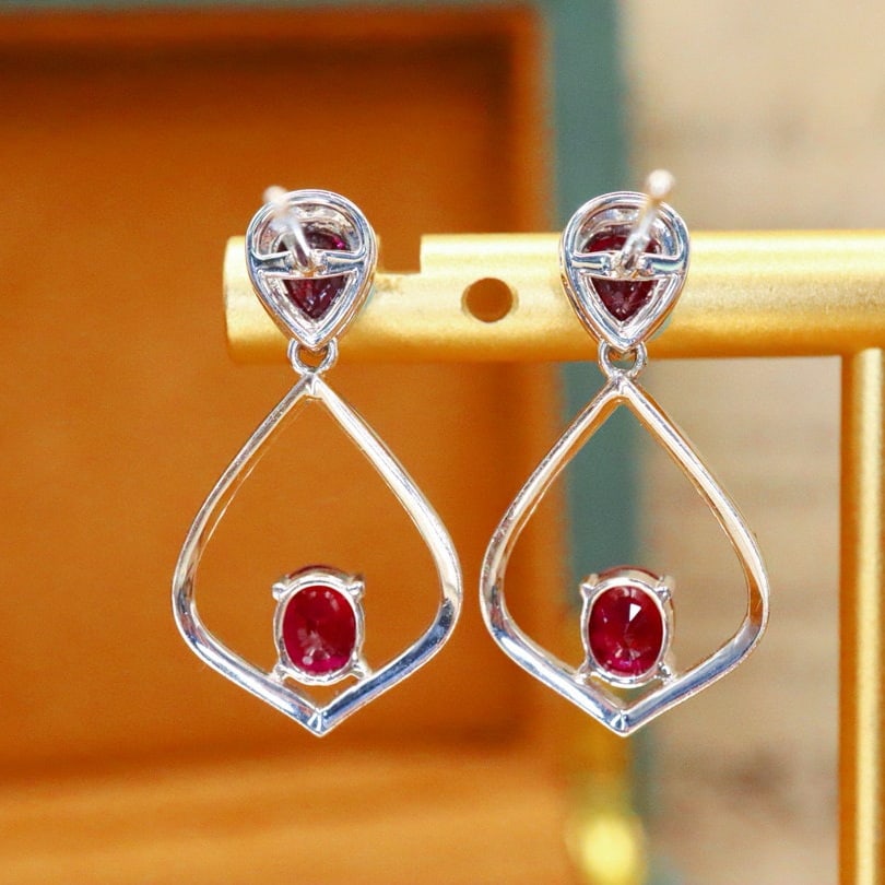 14k Gold 2.10 Ctw Natural Ruby & Diamond Earrings - 4