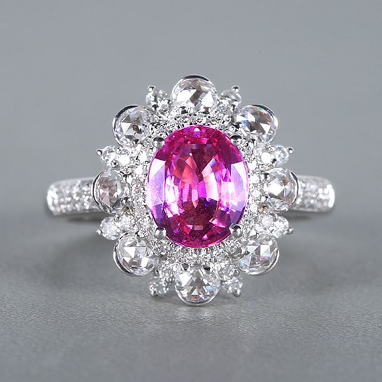 14k Gold 2.98 Ctw Natural Padparadscha Sapphire & Diamond Ring: Ref:230988157 // gold content:14k gold // ring size:7. 25us // // main gemstone:padparadscha sapphire // shape:oval // carat weight:2. 17ct // color:orangish pink // treatment:natural // // adjacent g