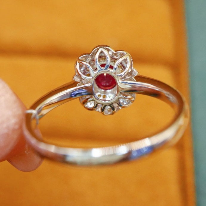 14k Gold 0.77 Ctw Vivid Red Natural Ruby & Diamond Ring - 4