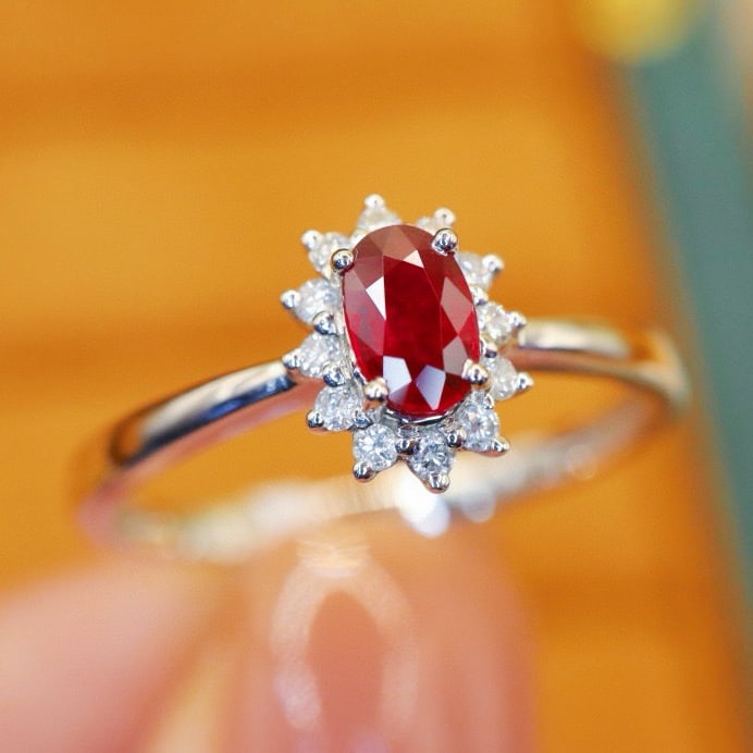 14k Gold 0.45 Ctw Vivid Red Natural Ruby & Diamond Ring - 4