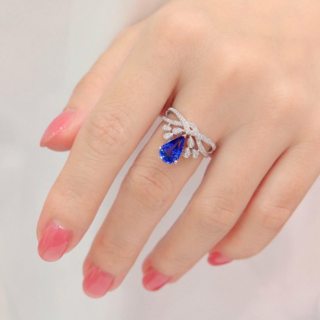 14k Gold 2.00 Ctw Vivid Blue Natural Sapphire & Diamond Ring - 5