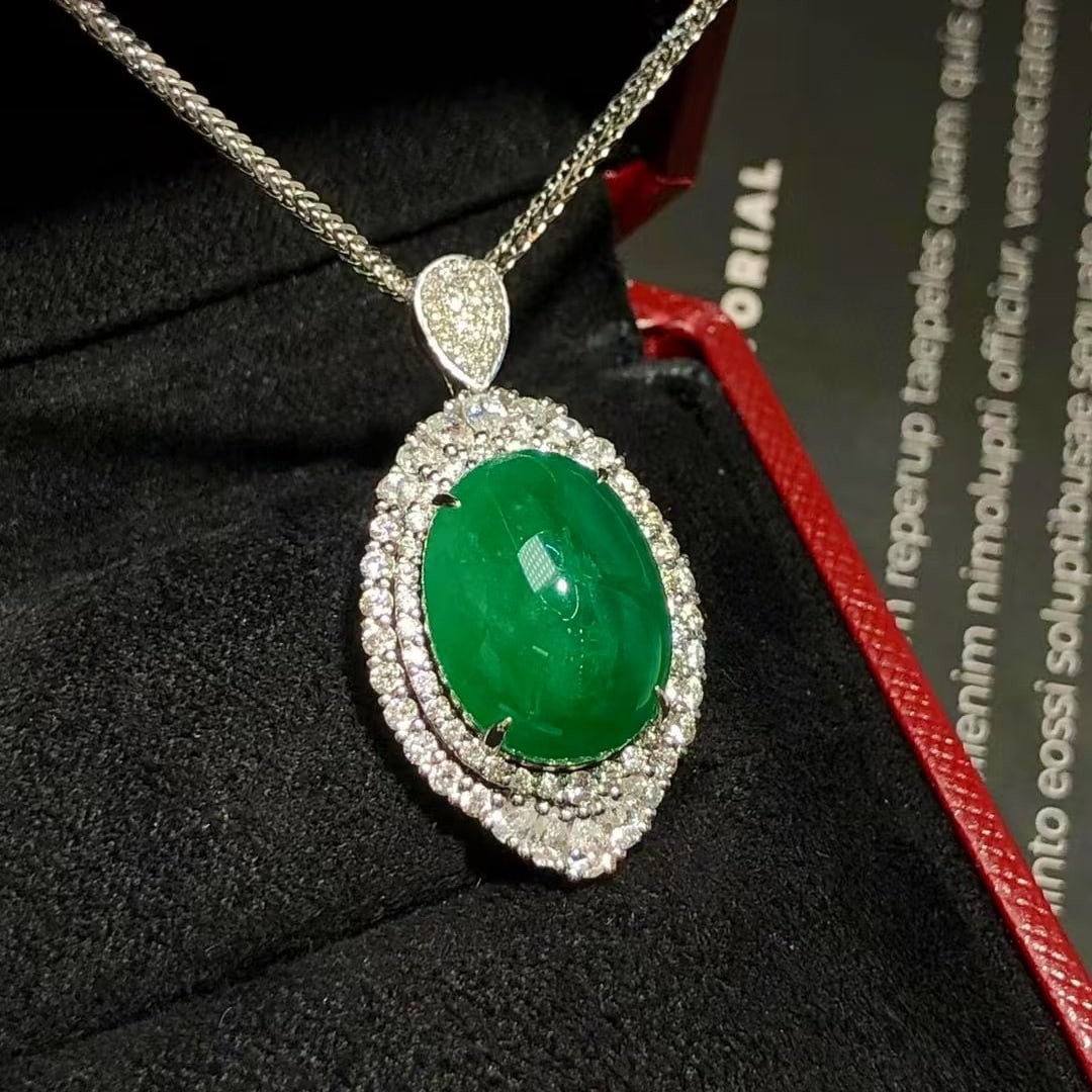 14k Gold 11.77 Ct Vivid Green Natural Emerald & Diamond Pendant( Without Chain ) - 2