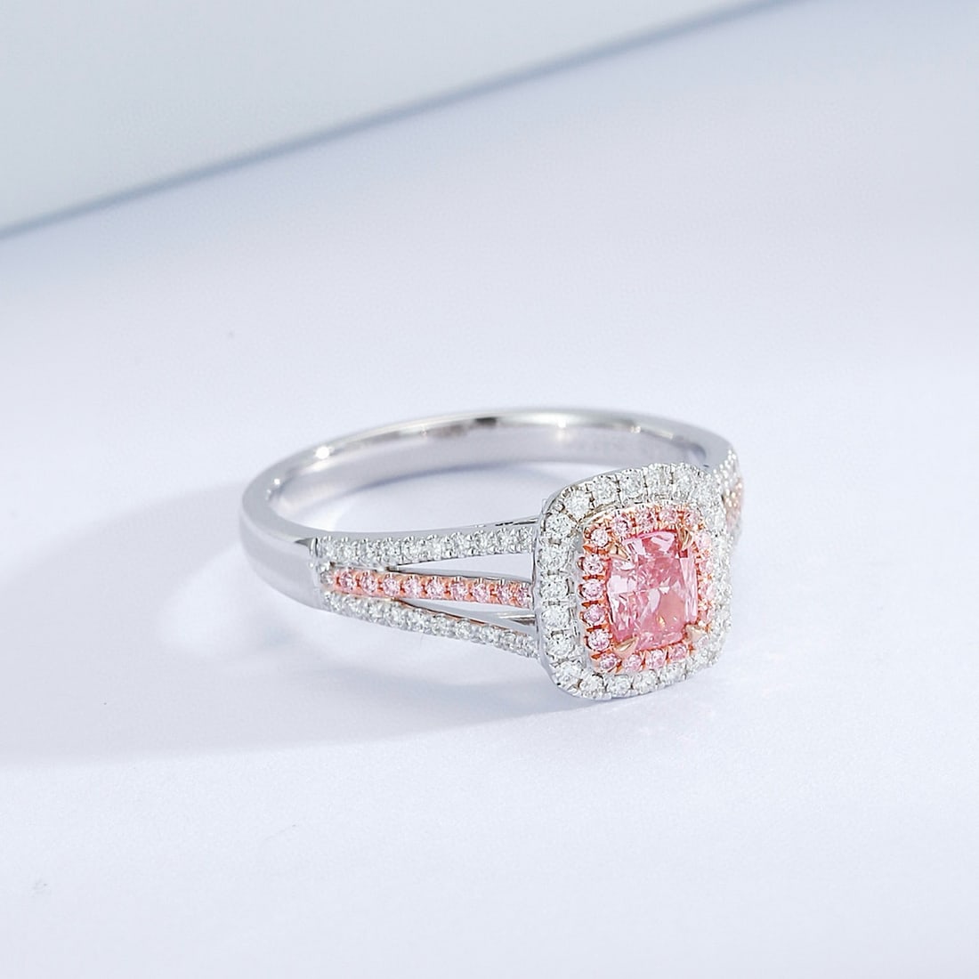 14k Gold 0.67 Ctw Natural Pink Diamond & Diamond Ring - 4