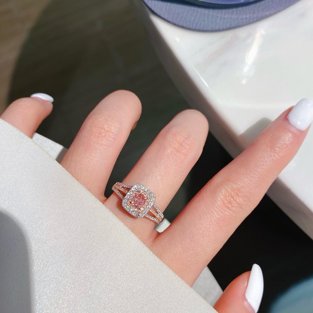 14k Gold 0.67 Ctw Natural Pink Diamond & Diamond Ring - 6