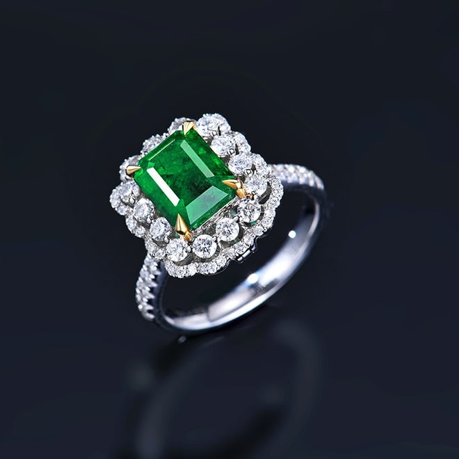 14k Gold 3.70 Ctw Vivid Green Natural Emerald & Diamond Ring/pendant( Without Chain ) - 4