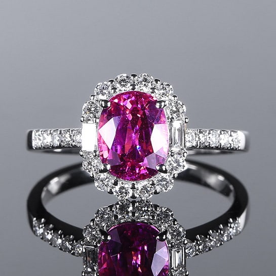 14k Gold 2.28 Ctw Natural Padparadscha Sapphire & Diamond Ring: Ref:230988215 // gold content:14k gold // ring size:7. 25us // // main gemstone:padparadscha sapphire // shape:oval // carat weight:1. 87ct // color:orangish pink // treatment:natural // // adjacent g