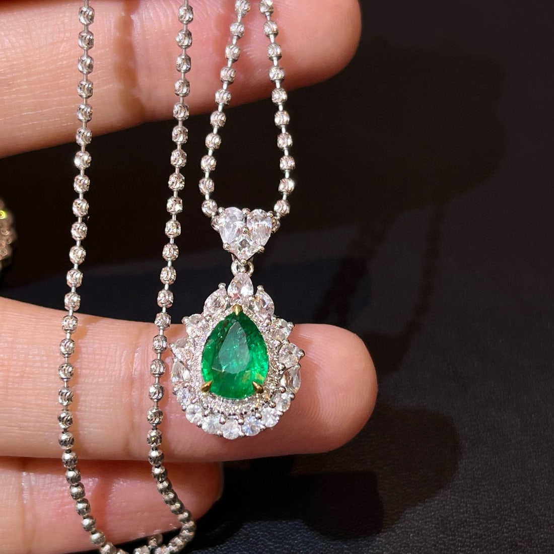 14k Gold 2.50 Ctw Vivid Green Natural Emerald & Sapphire Pendant( Without Chain ) - 5
