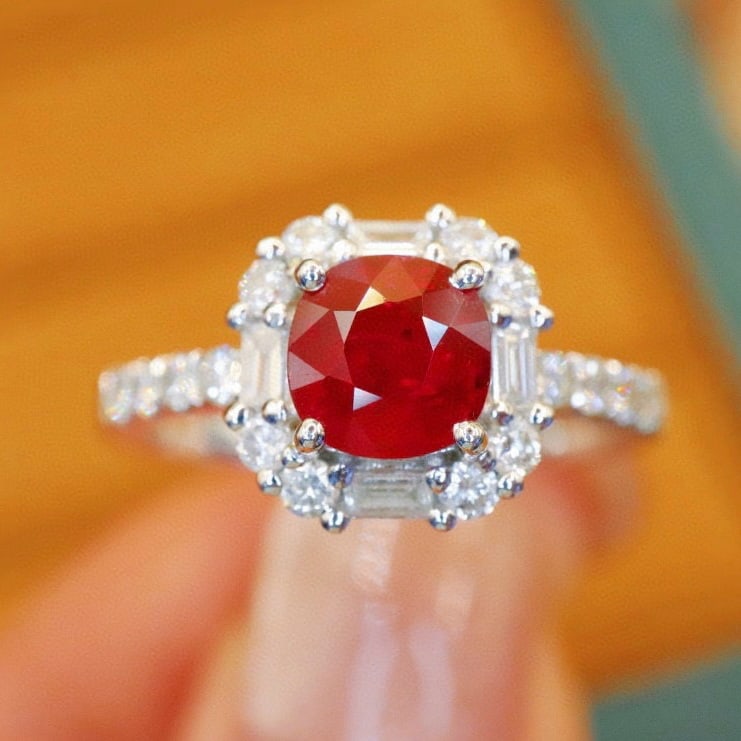 14k Gold 1.47 Ctw Natural Ruby & Diamond Ring: Ref:230988224 // gold content:14k gold // ring size:7. 25us // // main gemstone:ruby // shape:cushion // carat weight:1. 03ct // color:pigeonblood red // treatment:natural // // adjacent gemstone 2 : 