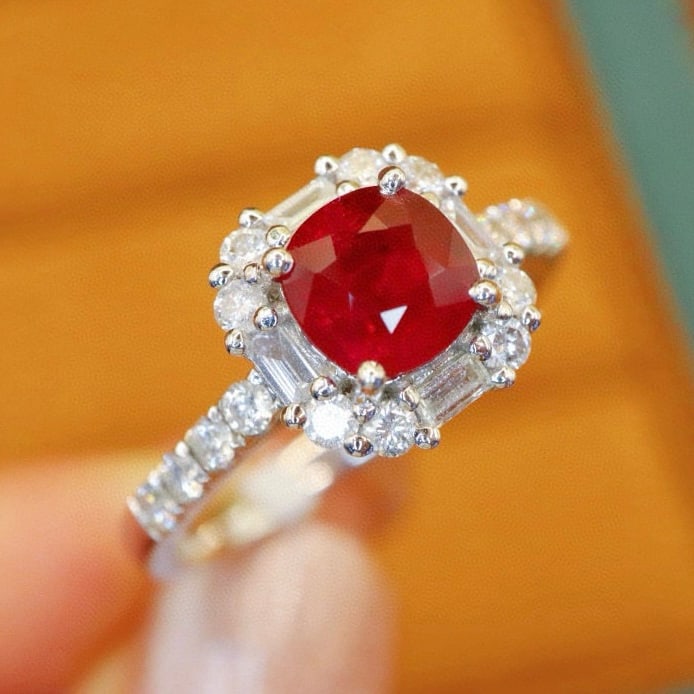 14k Gold 1.47 Ctw Natural Ruby & Diamond Ring - 3