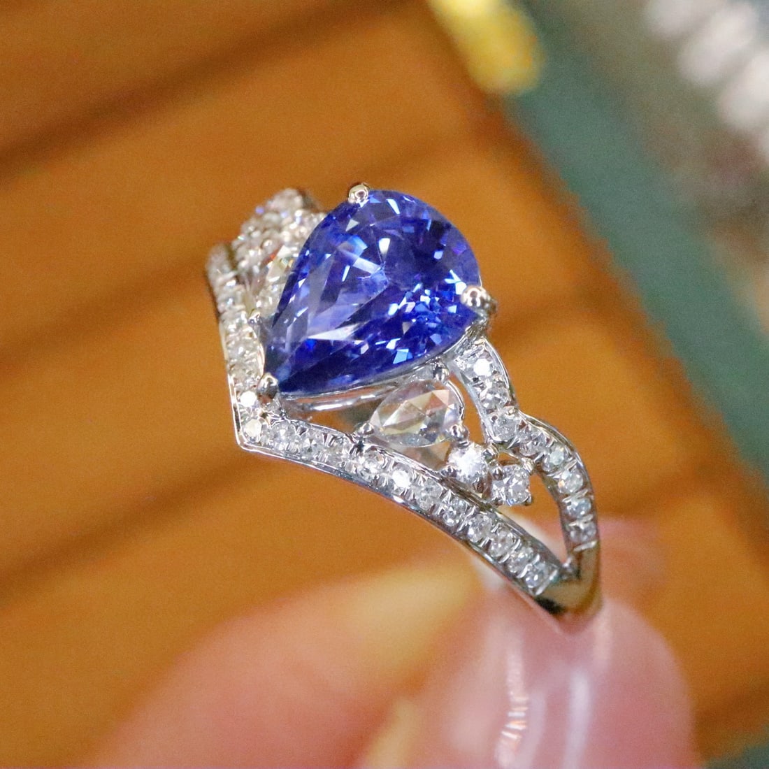 14k Gold 1.56 Ctw Natural Sapphire & Diamond Ring - 5