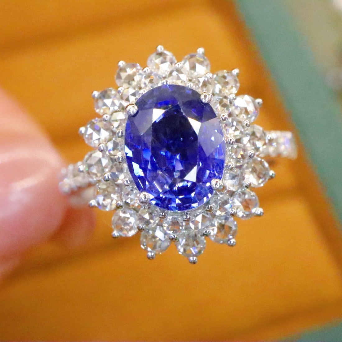 14k Gold 2.78 Ctw Natural Sapphire & Diamond Ring: Ref:230988227 // gold content:14k gold // ring size:7. 25us // // main gemstone:sapphire // shape:oval // carat weight:2. 00ct // color:cornflower blue // treatment:natural // // adjacent gemstone 2 :