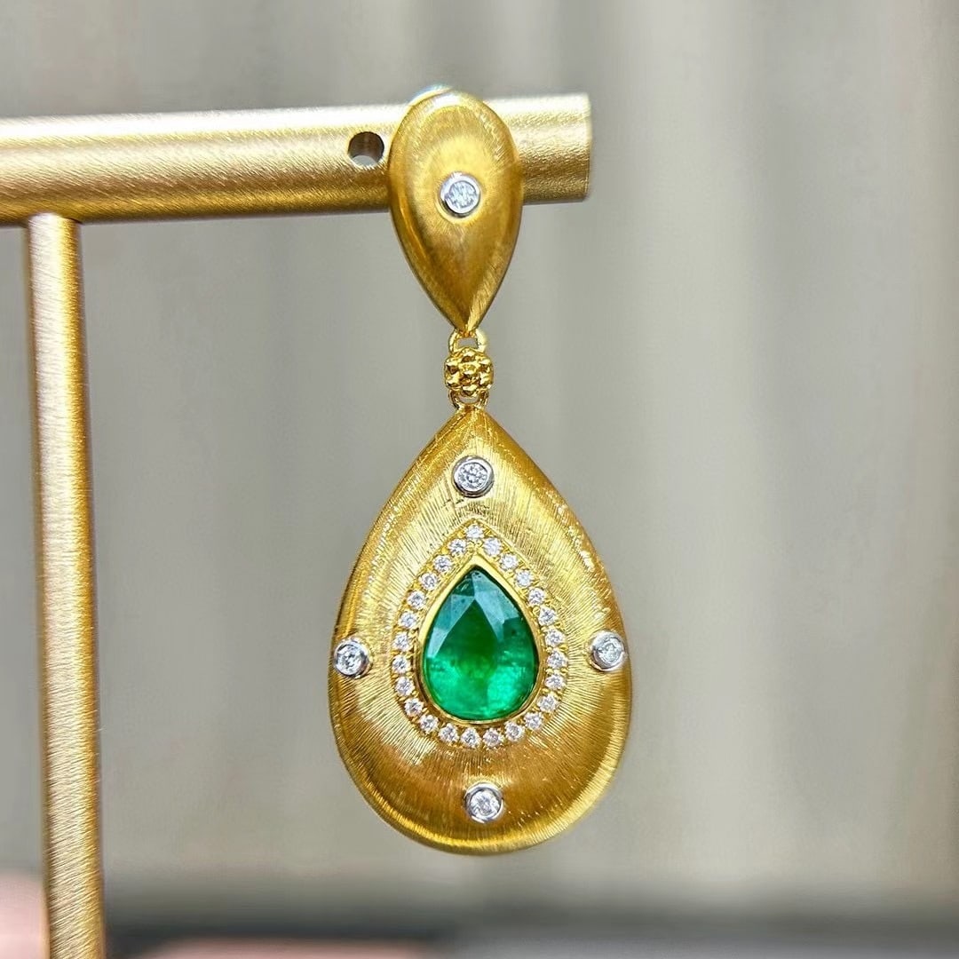 14k Gold 2.39 Ctw Vivid Green Natural Emerald & Diamond Earrings - 2