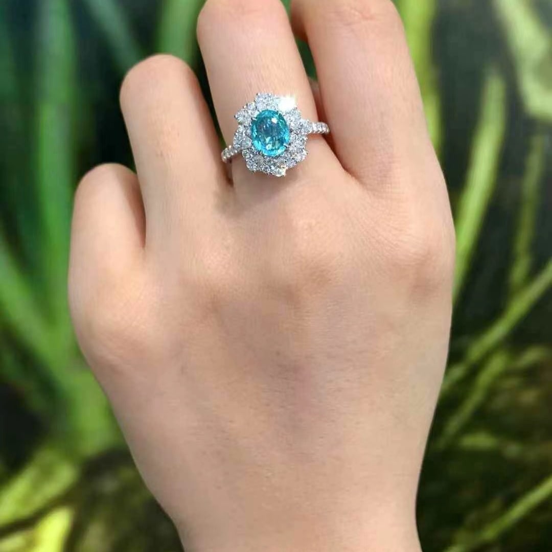 14k Gold 2.30 Ctw Natural Paraiba Tourmaline & Diamond Ring - 3