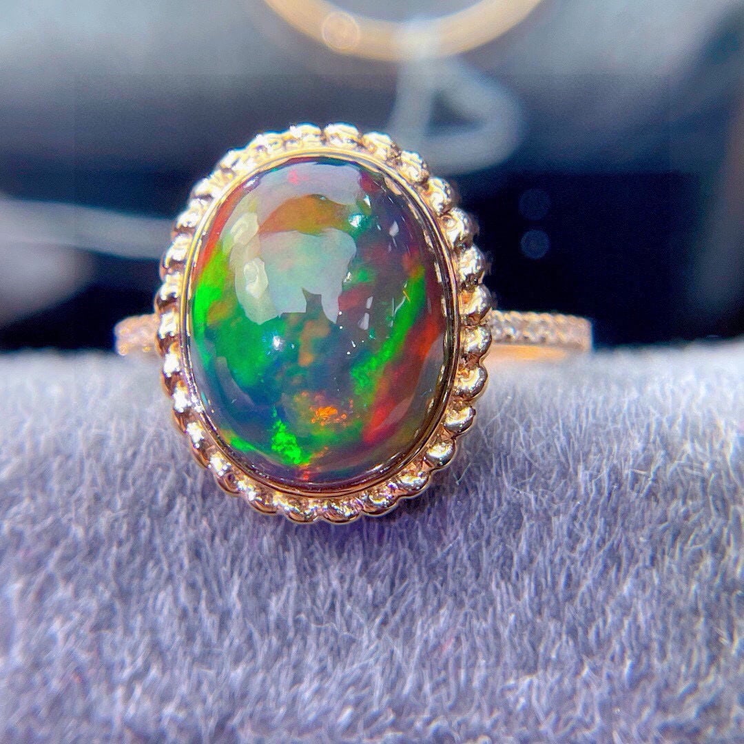 14k Gold 4.2 Ct Natural Opal & Diamond Ring - 3