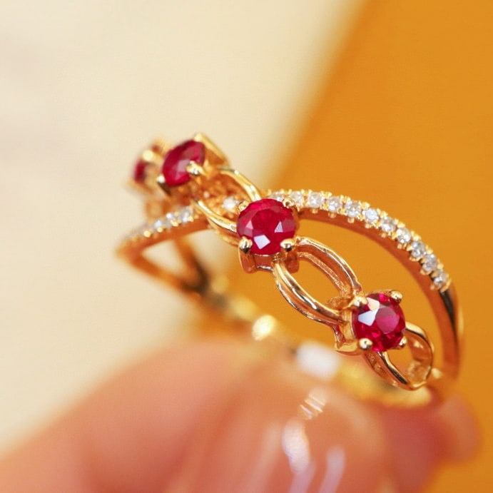 14k Gold 0.47 Ctw Natural Ruby & Diamond Ring - 4