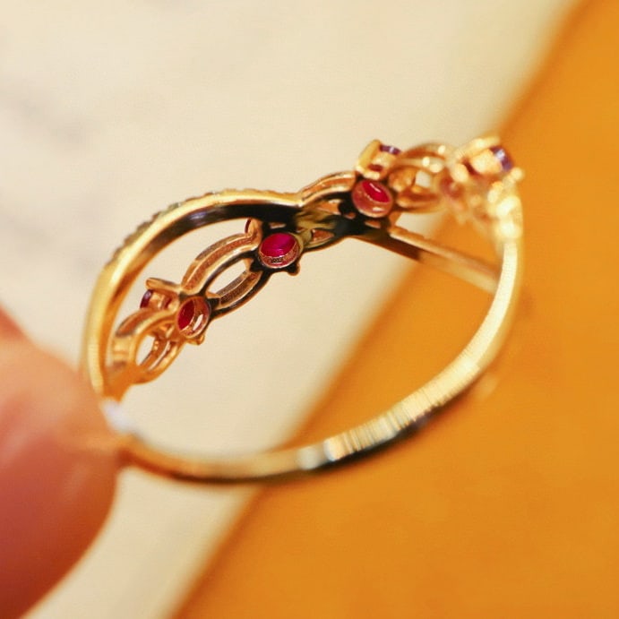 14k Gold 0.47 Ctw Natural Ruby & Diamond Ring - 5