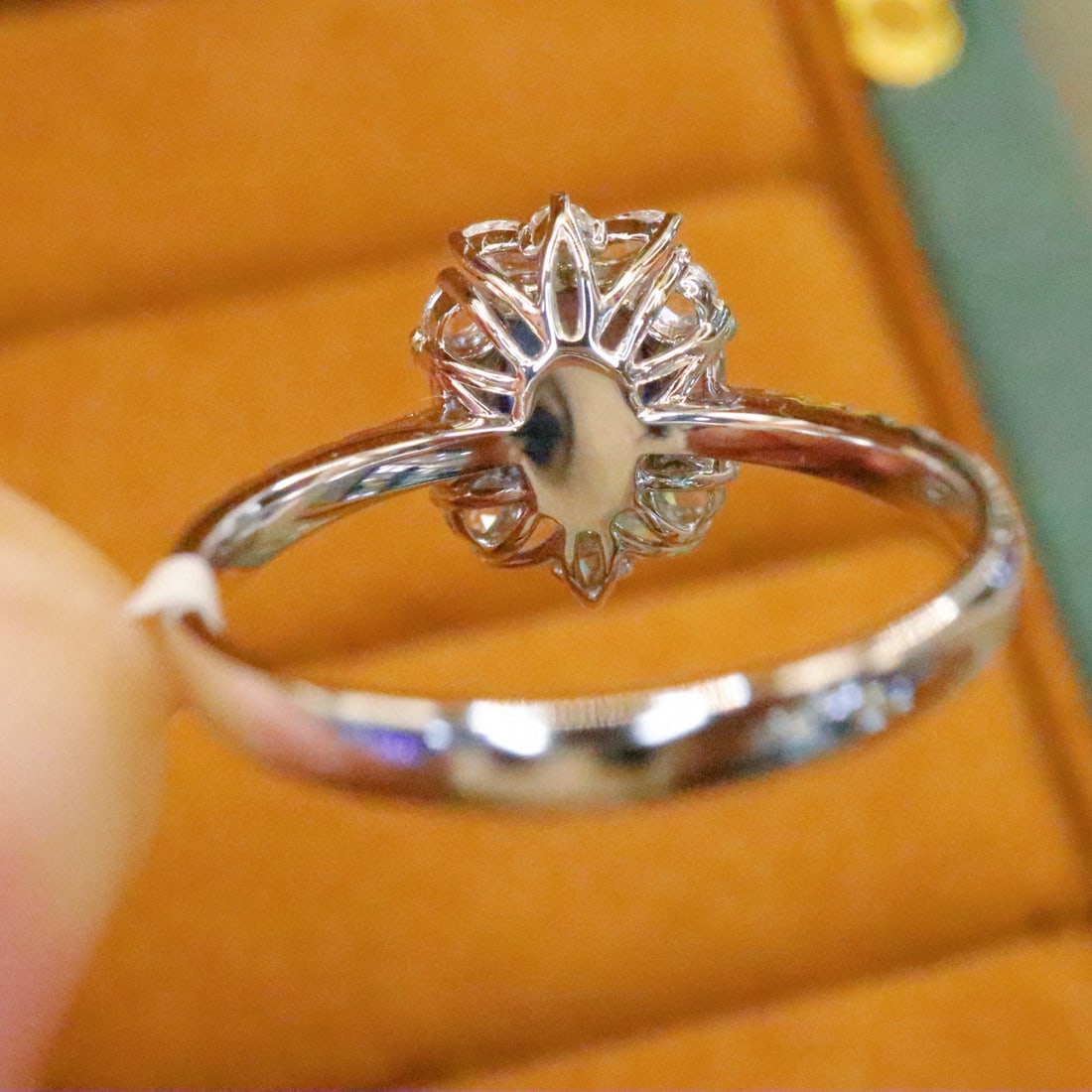 14k Gold 1.66 Ctw Natural Sapphire & Diamond Ring - 4