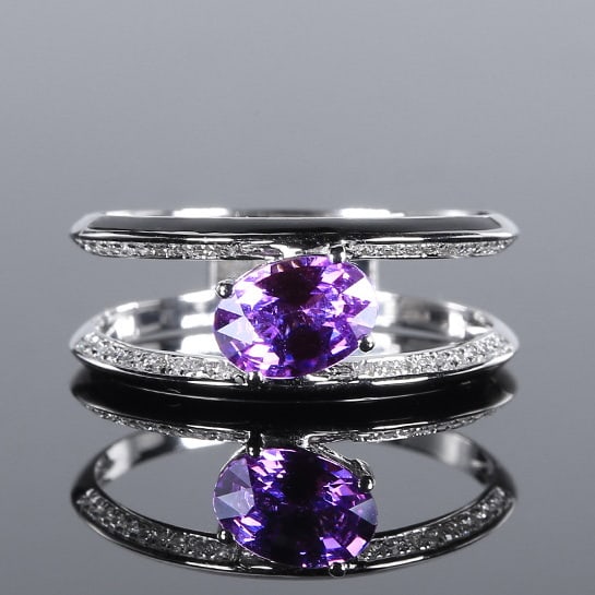 14k Gold 0.94 Ctw Natural Sapphire & Diamond Ring: Ref:230988269 // gold content:14k gold // ring size:7. 25us // // main gemstone:sapphire // shape:oval // carat weight:0. 82ct // color:purple // treatment:natural // // adjacent gemstone 2 : diamond