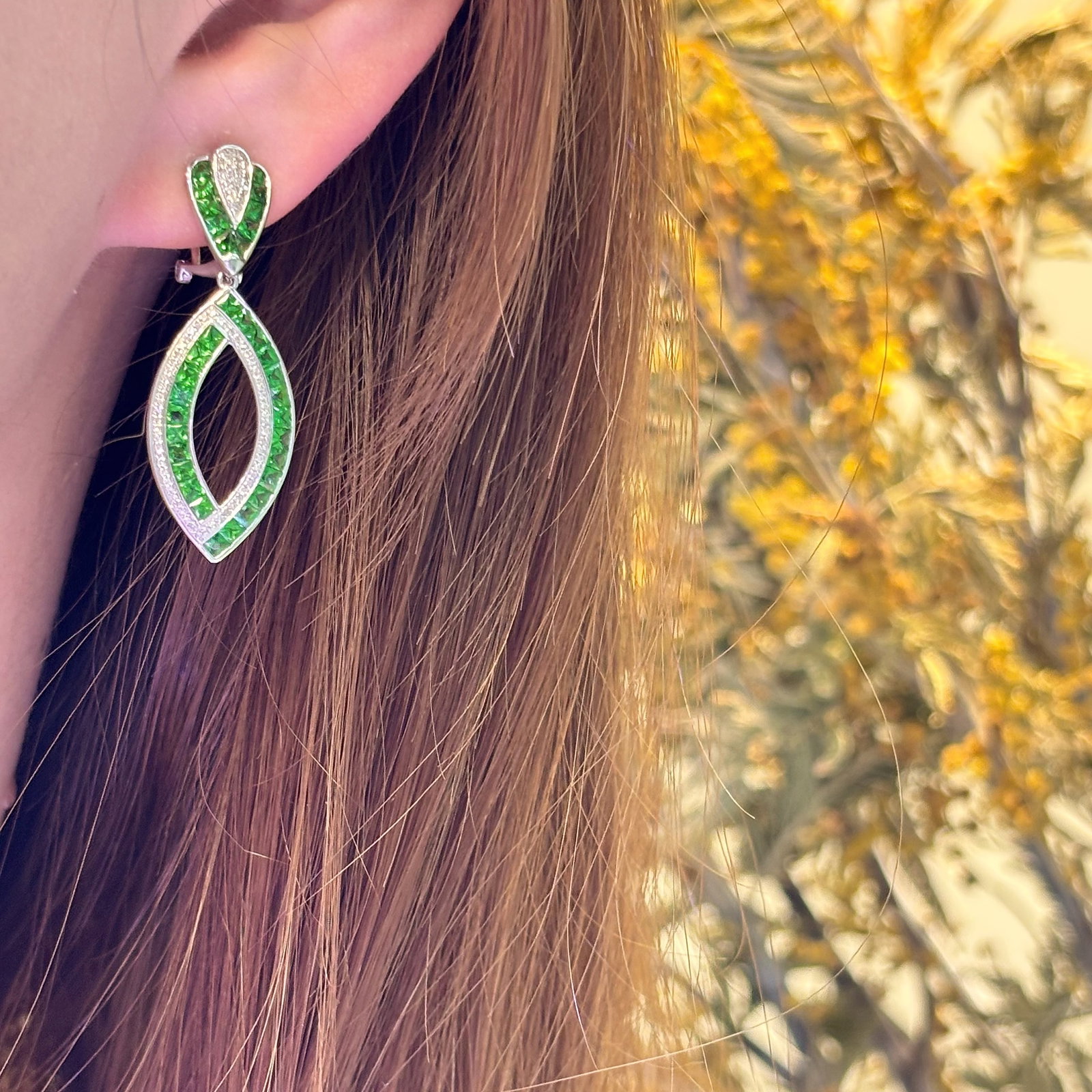 14k Gold 5.5 Ct Natural Tsavorite & Diamond Earrings - 7