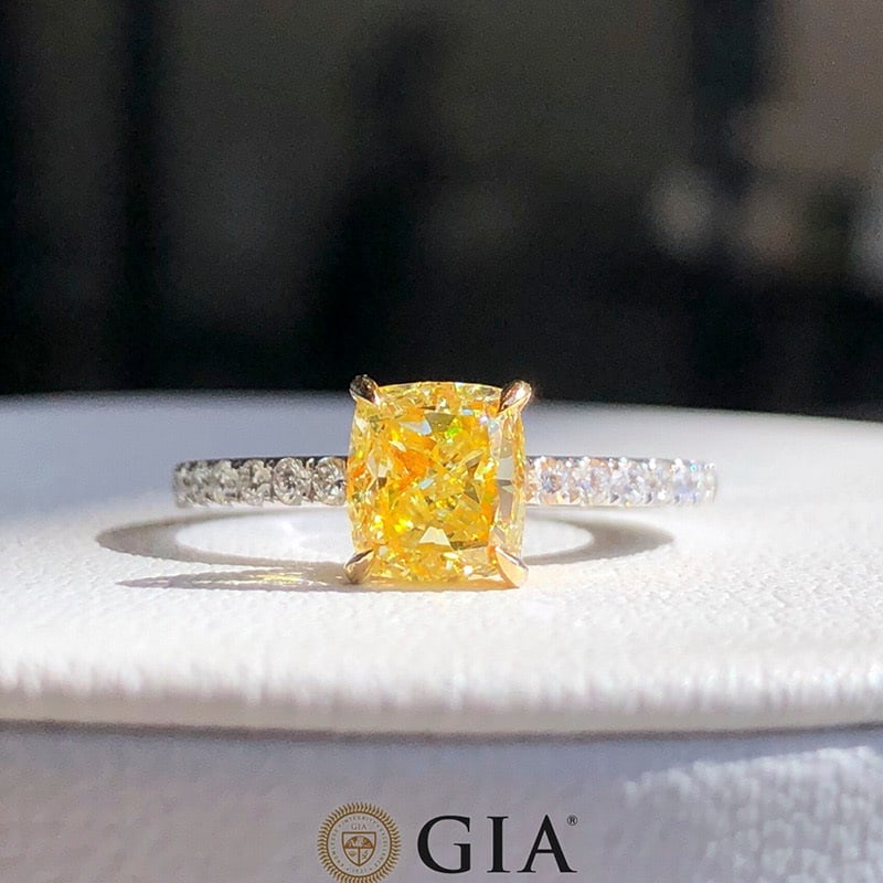 Gia Certified 14k Gold 1.50 Ct Natural Yellow Diamond & Diamond Ring: Ref:230988282 // gold content:14k gold // ring size:7. 25us // // main gemstone:yellow diamond // certified:gia // shape:cushion // carat weight:1. 50ct // clarity grade:si1 // color:yellow //