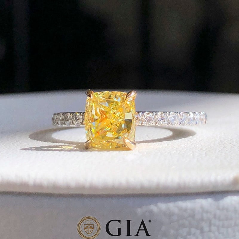 Gia Certified 14k Gold 1.50 Ct Natural Yellow Diamond & Diamond Ring - 3
