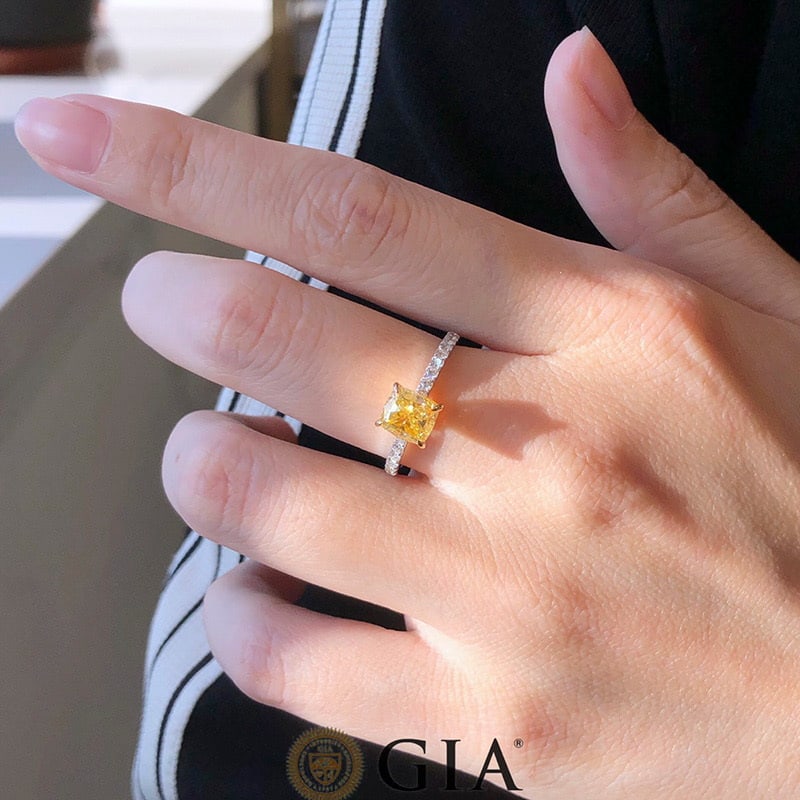 Gia Certified 14k Gold 1.50 Ct Natural Yellow Diamond & Diamond Ring - 5