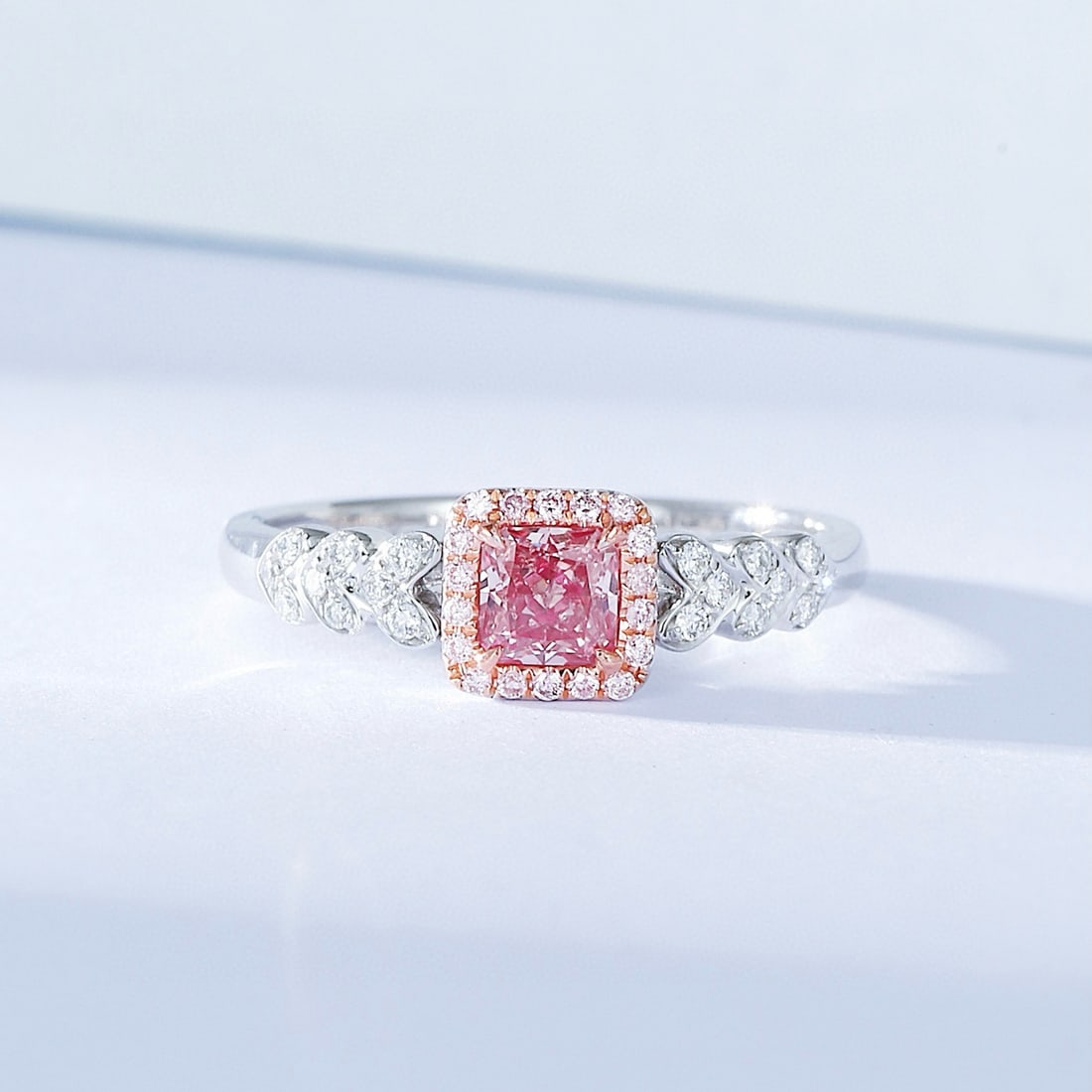 14k Gold 0.61 Ctw Natural Pink Diamond & Diamond Ring - 6