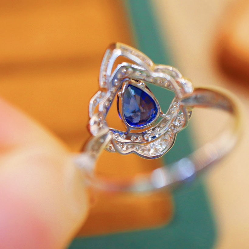14k Gold 1.56 Ctw Natural Sapphire & Diamond Ring - 4